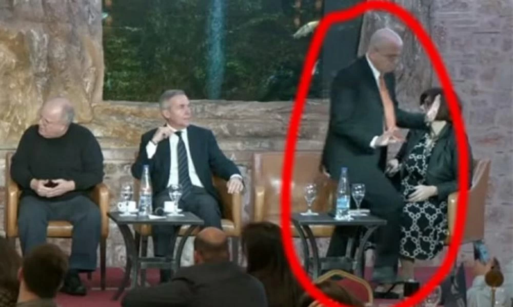 Σπάρτη: Έφυγε μαινόμενος ο πρέσβης του Ισραήλ από ομιλία-Βίντεο